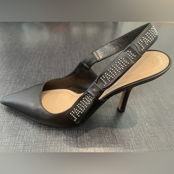 100% authentic Dior slingback. Lambskin and studded. Black. Size 39. W/ box. - Picture 5 of 5